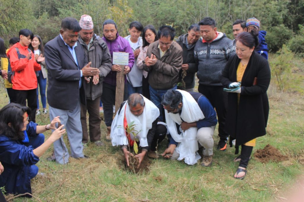 Earth Day 2019: Scavengers Darjeeling