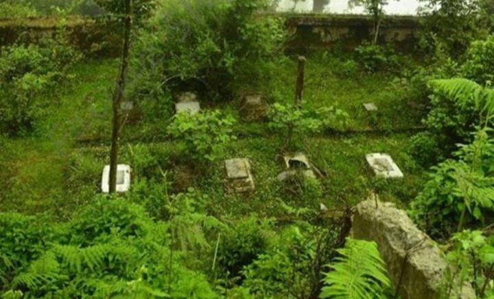 The Parsi Cemetry Darjeeling